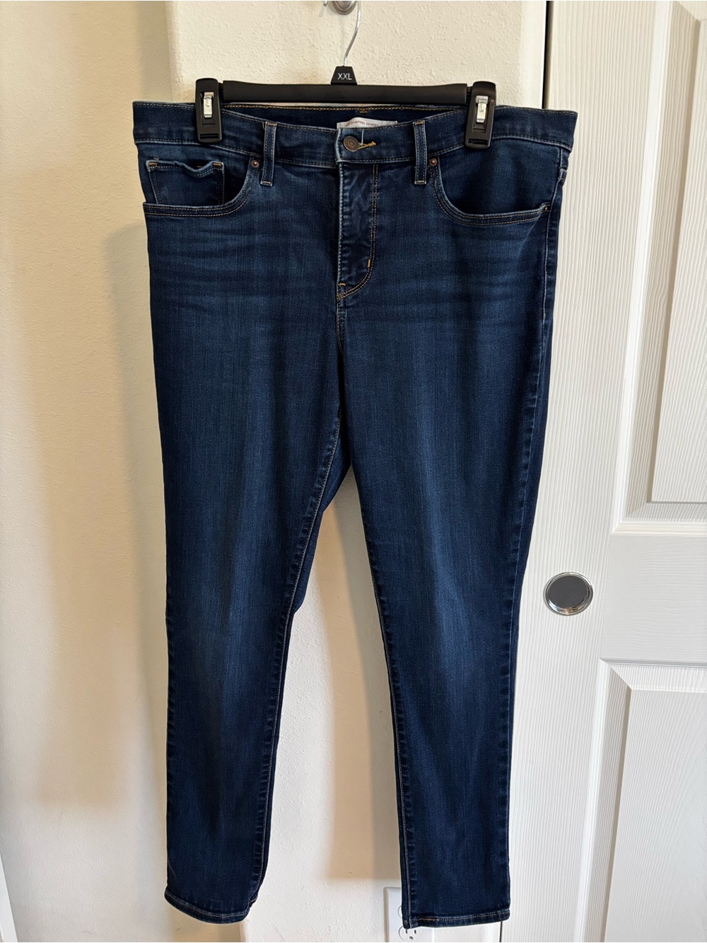 Levi's Women's Dark Blue Skinny Jeans